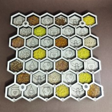 Деревянный органайзер для бисера с крышкой  на 39 ячеек (060357)